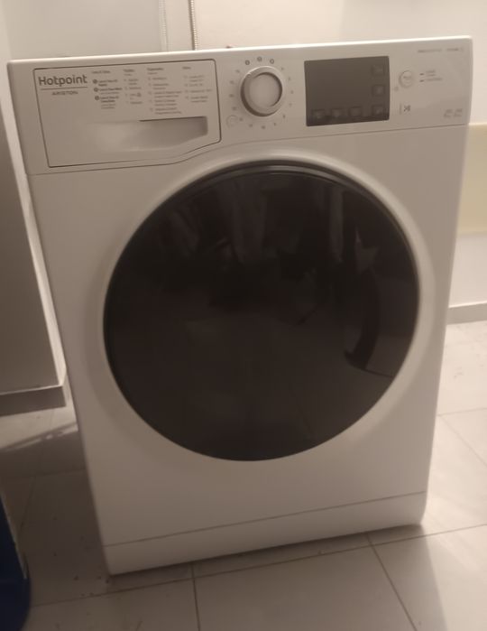 Máquina de lavar e secar roupa 9/6kg