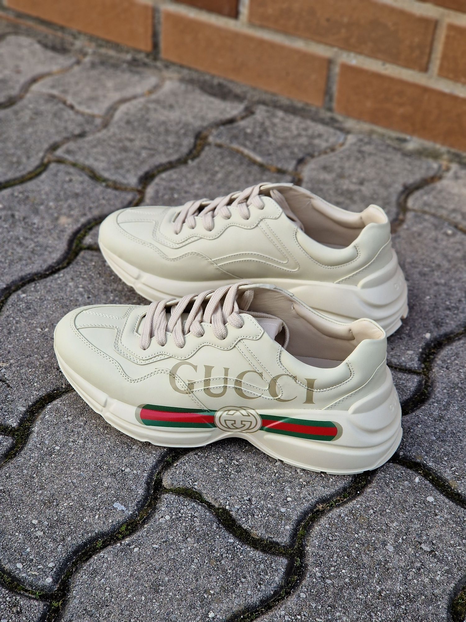 Sneakers Gucci size 42