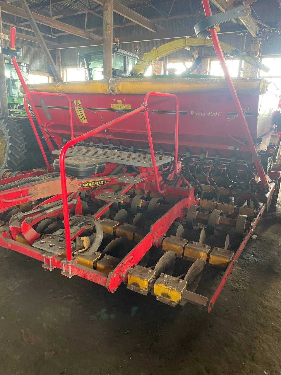 Причіпна сівалка Vaderstad Rapid 400C