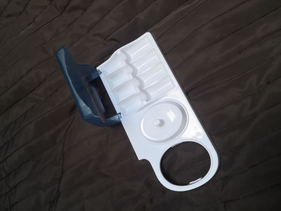 Stojak na szczoteczkę Oral B