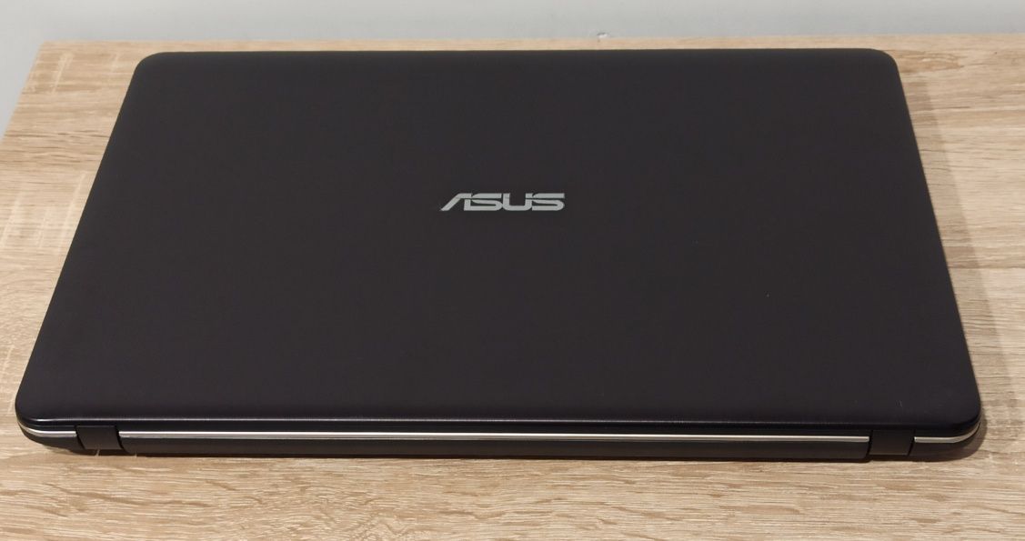 Laptop ASUS 540L