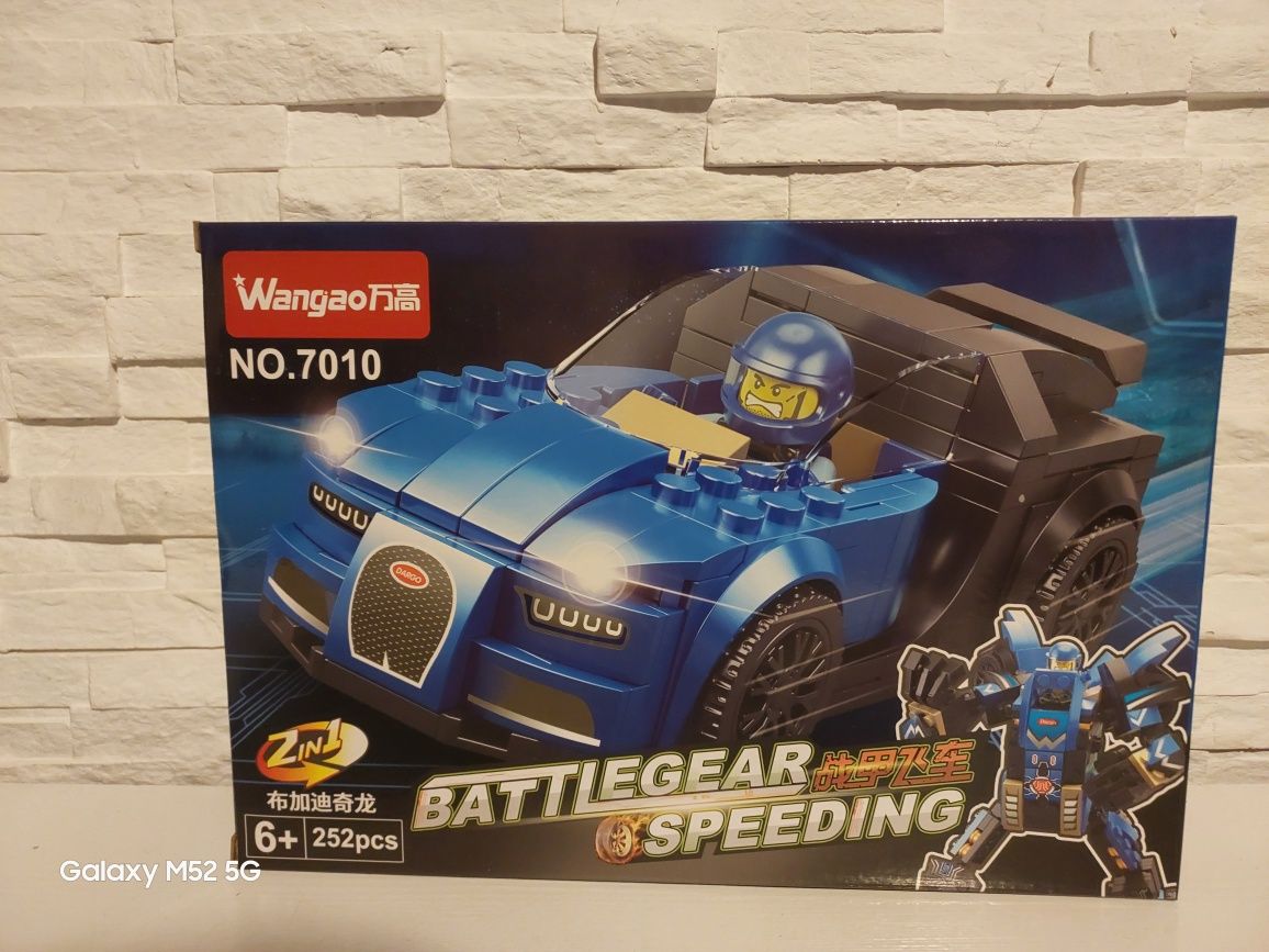 Klocki Transformers Auto 2w2 252 el nowe klocki
