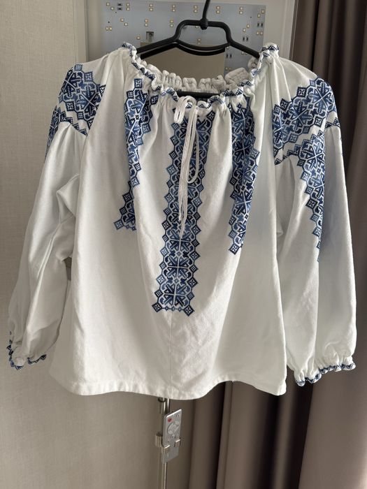 Вишиванка S.Льон ,ручна робота.