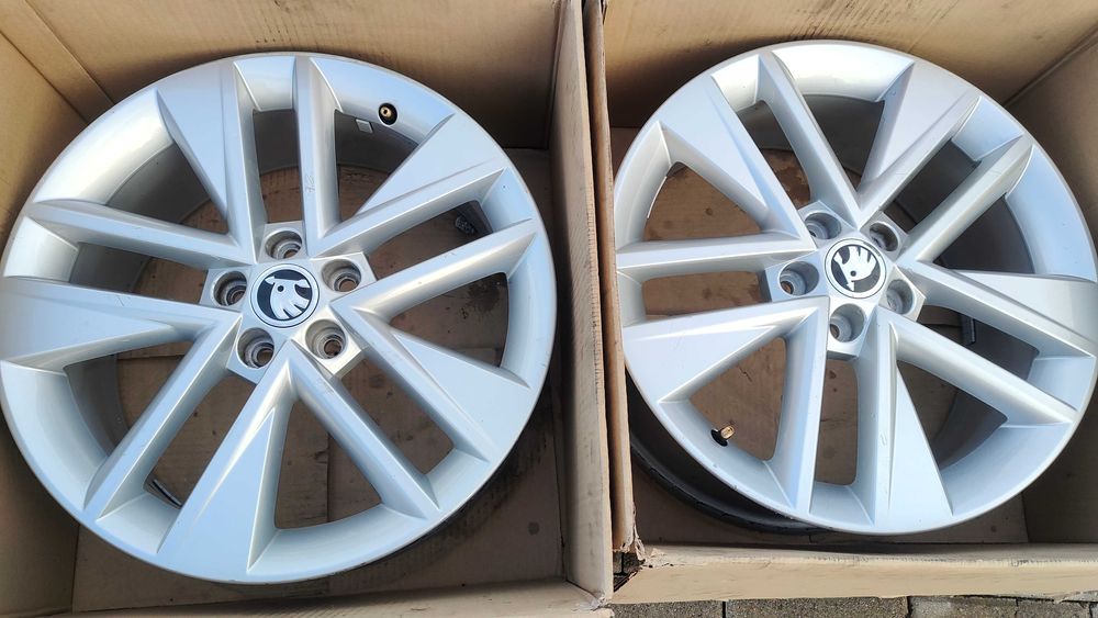 Oryginalna Felga Aluminiowa Skoda 17 5x100 7J ET46 MB