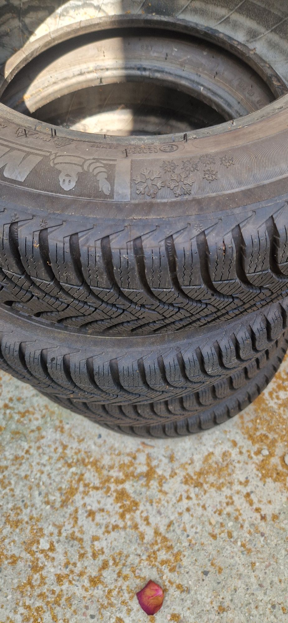 Sprzedam opony Michelin Alpin A4