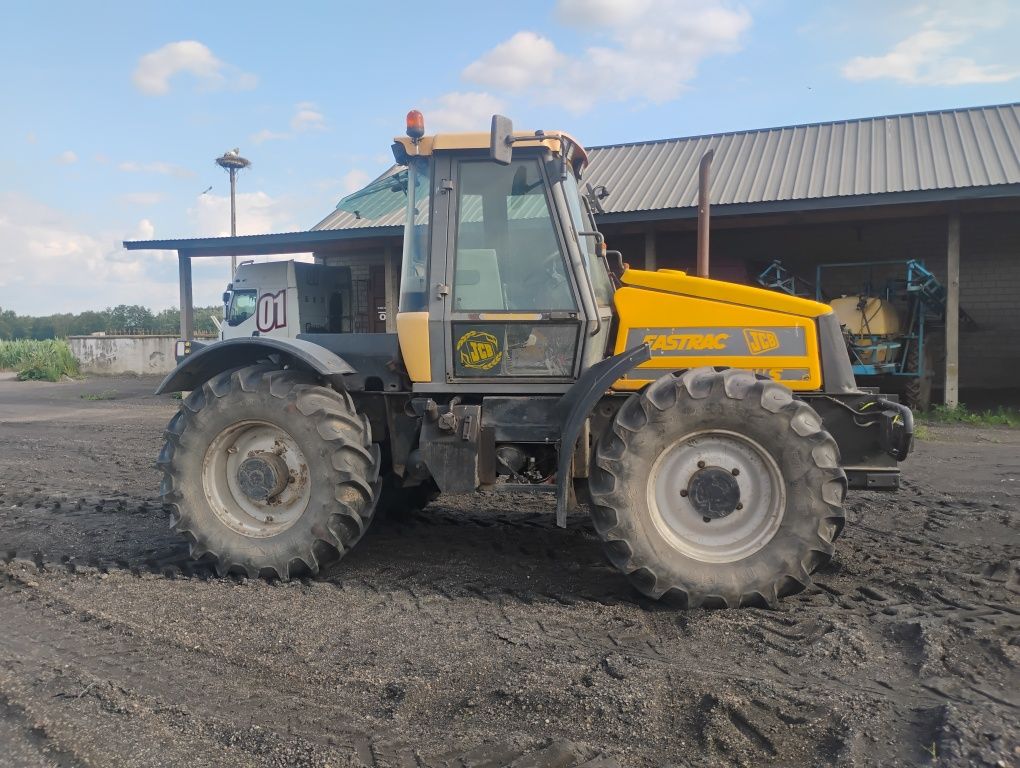 Jcb fastrac 1135