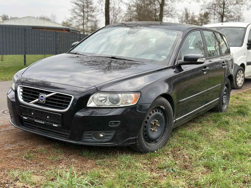 Авторозборка Volvo V50 S40 Розборка В50 Запчасти Шрот Мотор КПП Бампер