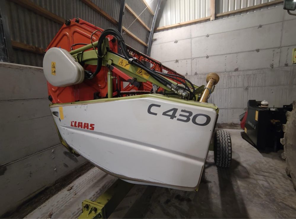 Claas Avero 240 APS