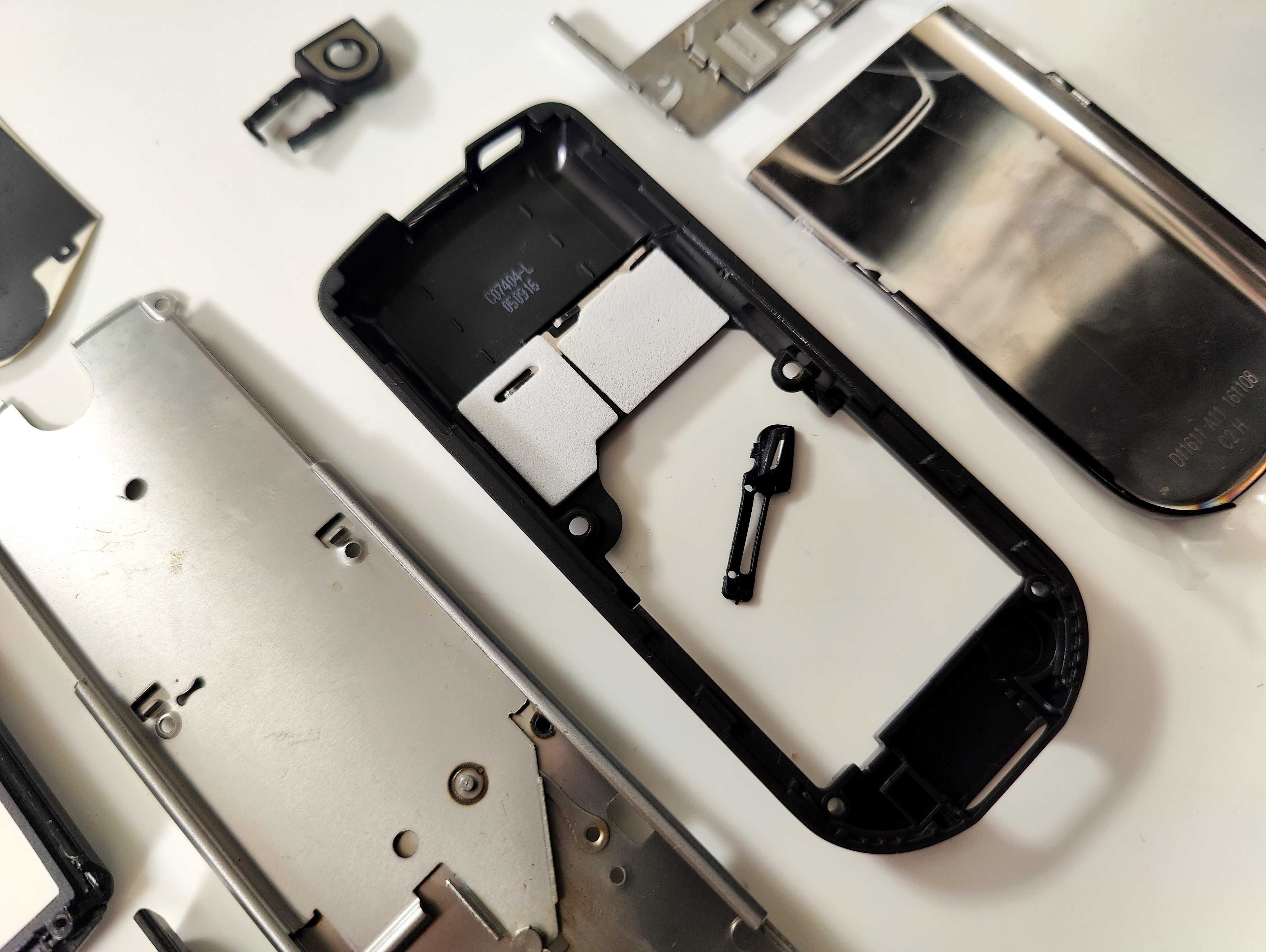 Черный корпус для Nokia 8800 Classic и Nokia 8800d Sirocco !
