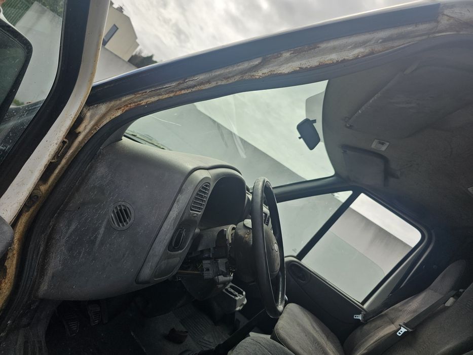 Ford trânsit 2.4 grande se ligar para baixar preços não ligue pf