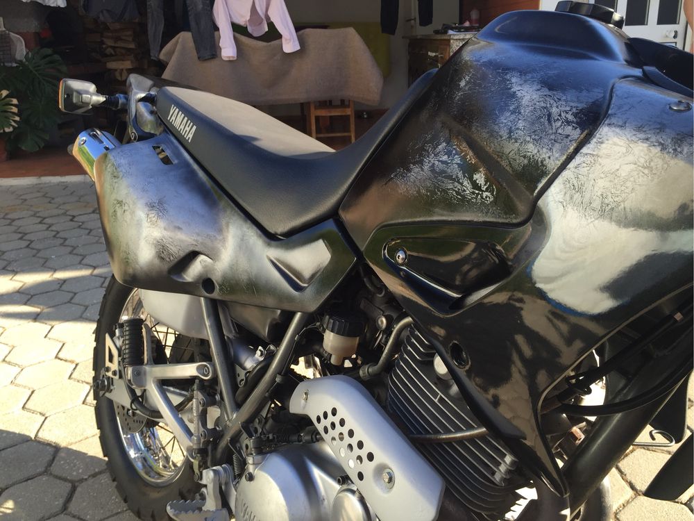 Vendo mota Yahmaha XT600