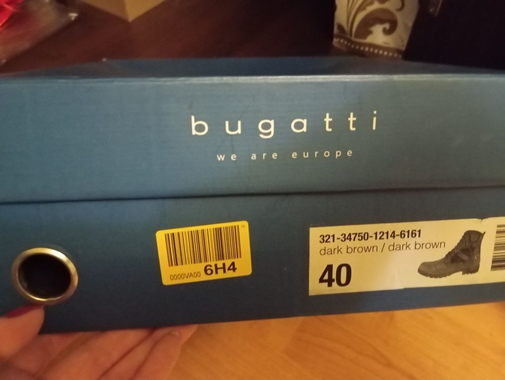 Męskie botki nowe Bugatti