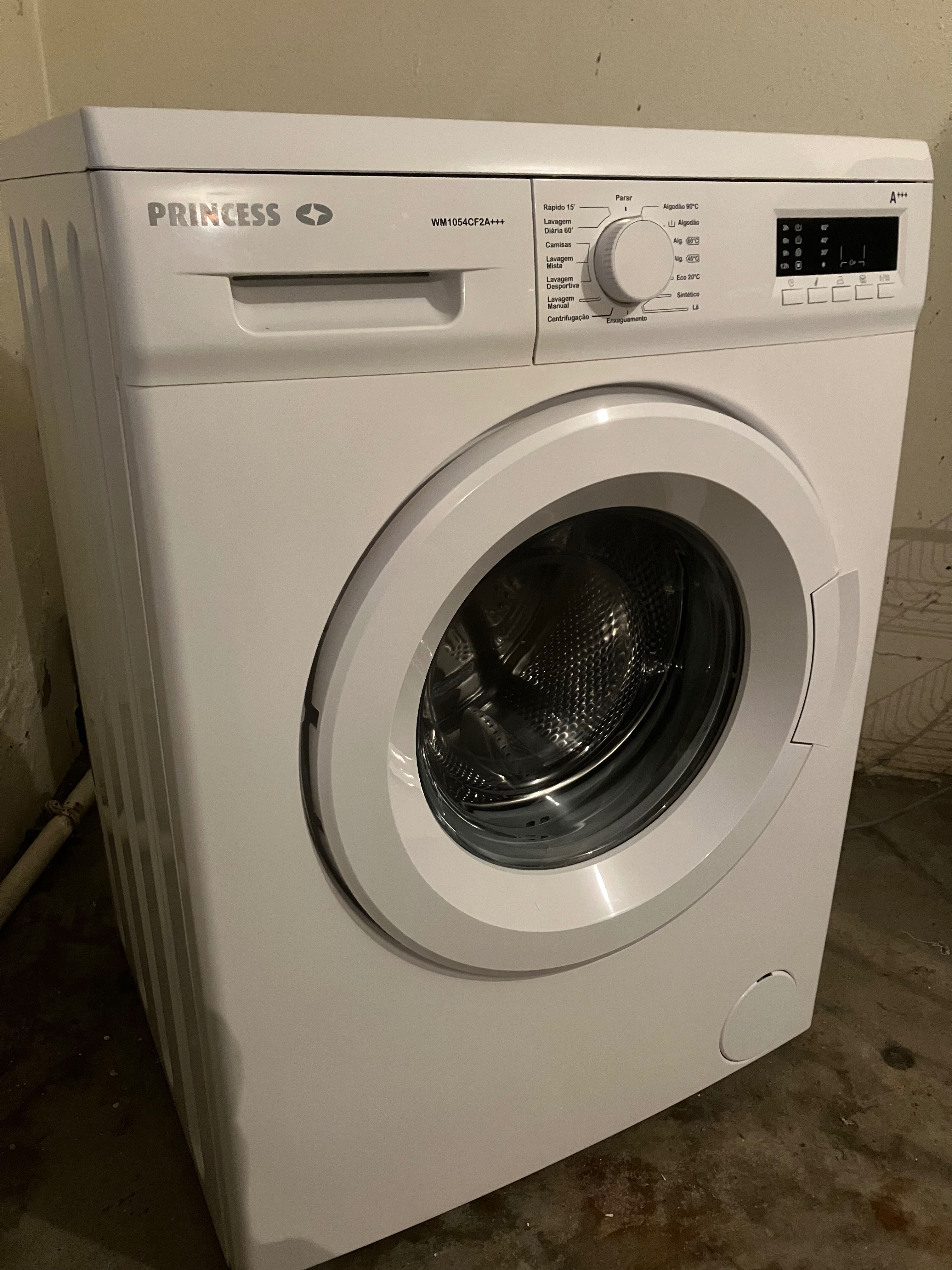 Máquina Lavar 8kg Nova A+++/Frigorifico Novo(Preço unitario)