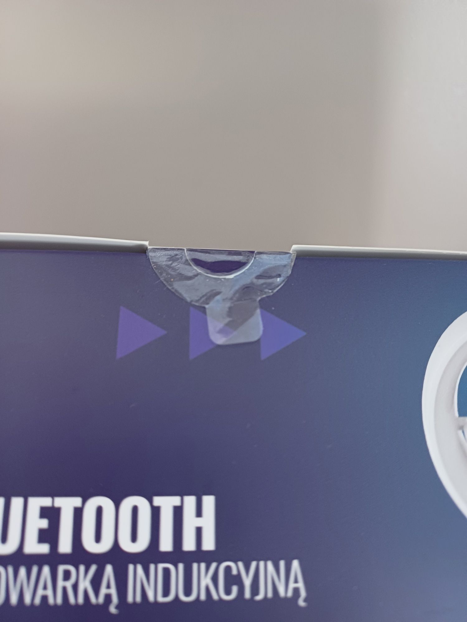 Głośnik i ładowarka indukcyjna bluetooth biedronka