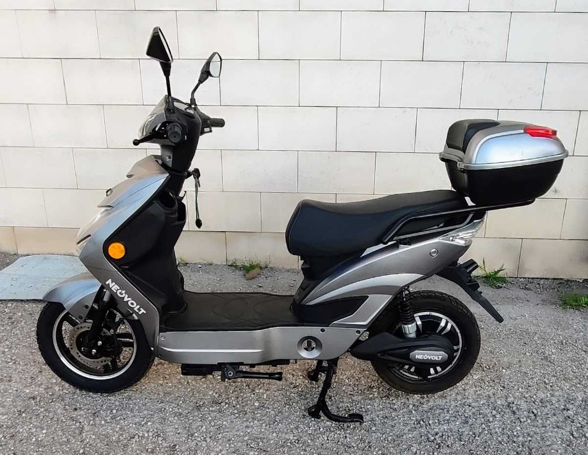 NEOVOLT Eco-Volt 60V 250W - Bicicleta Elétrica Moderna e Sustentável!