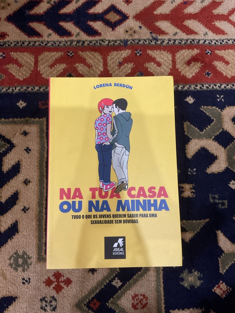Livro Na Tua Casa ou na Minha de Lorena Berdún