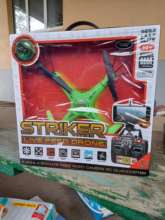 Квадрокоптер, дрон Striker live drone
