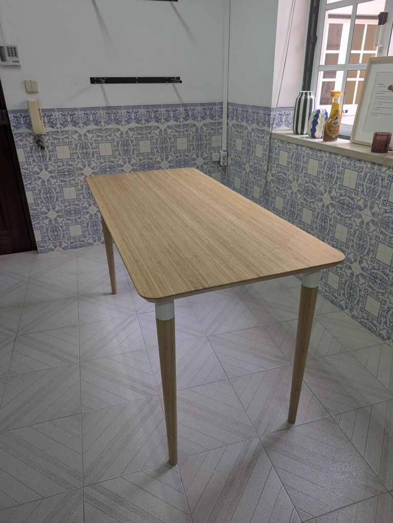 Mesa de pinho IKEA