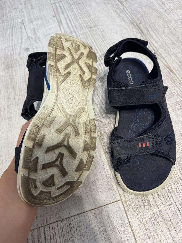 Сандали Ecco 39 р