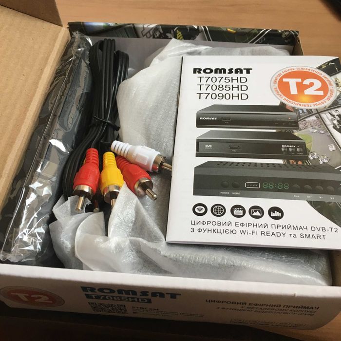 Продам новый Тюнер DVB-T2 Romsat T7085HD