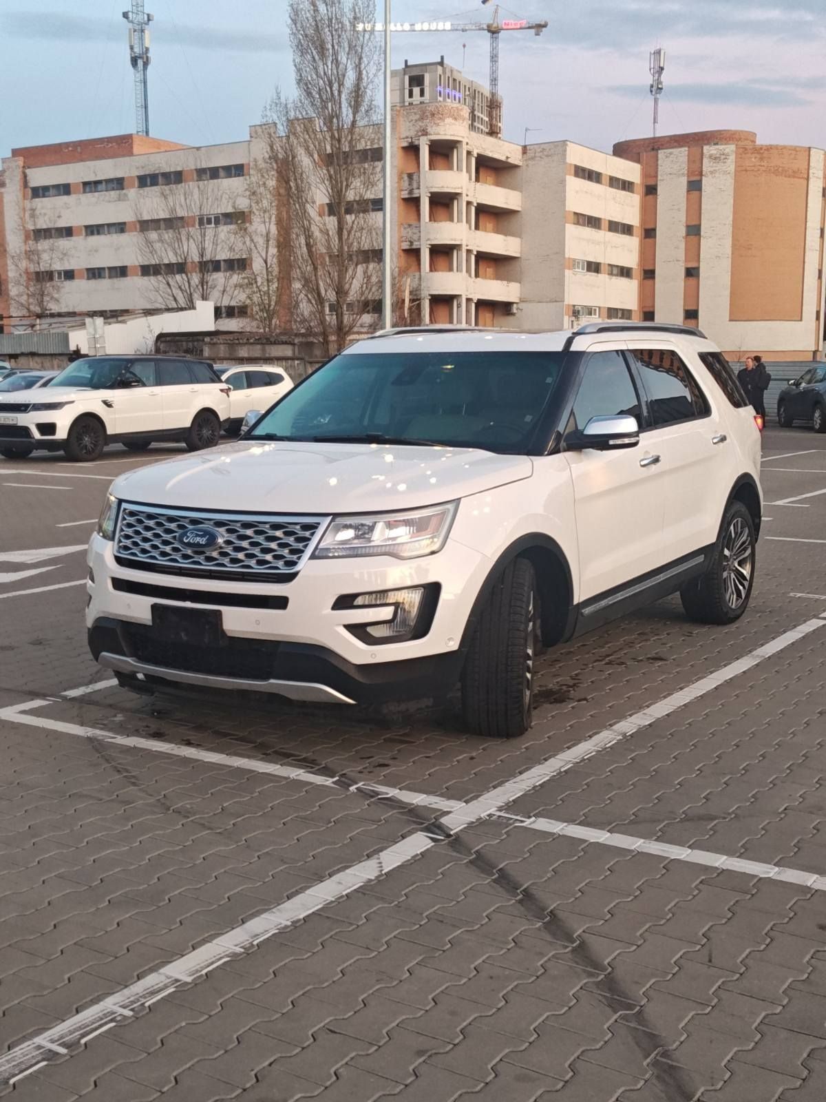 Ford explorer platinum