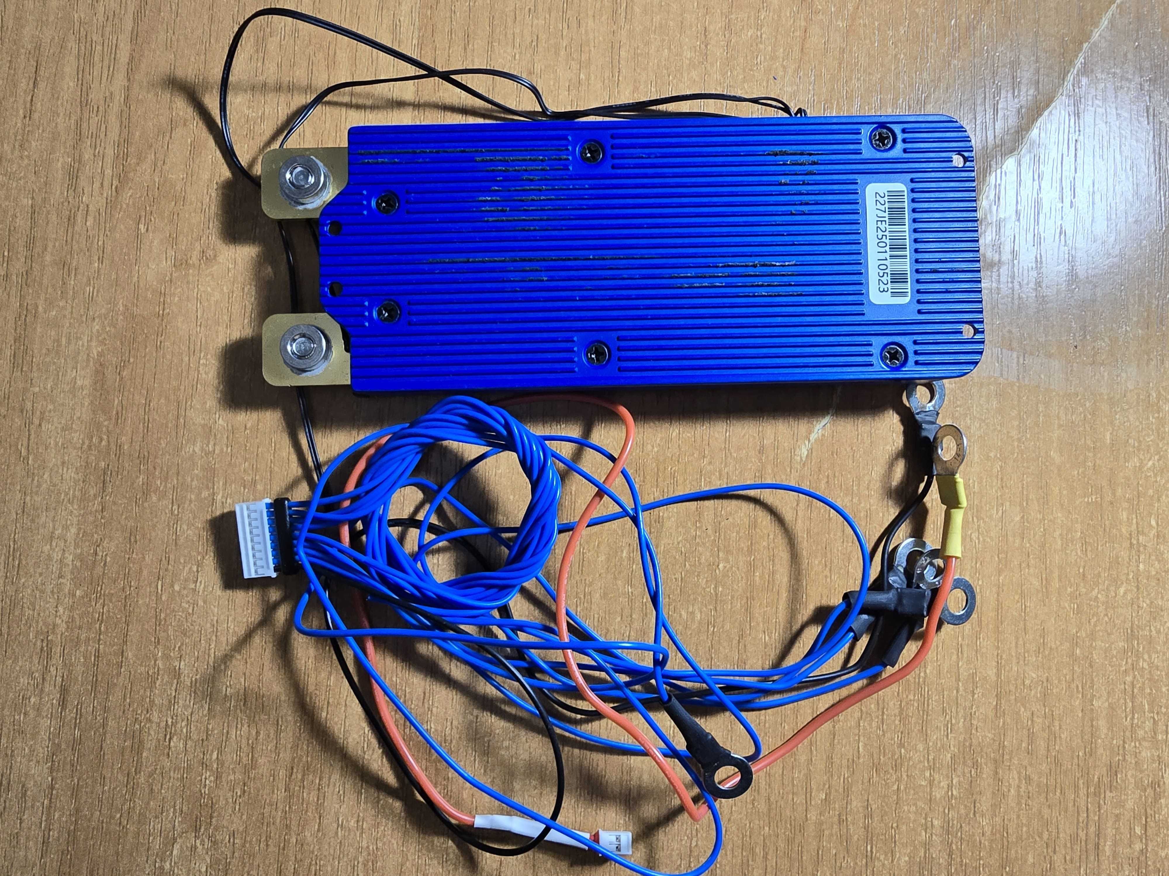 Smart BMS контроллер Daly LiFePO4 4S - 8S 12-24 вольта 150A CAN,  1А