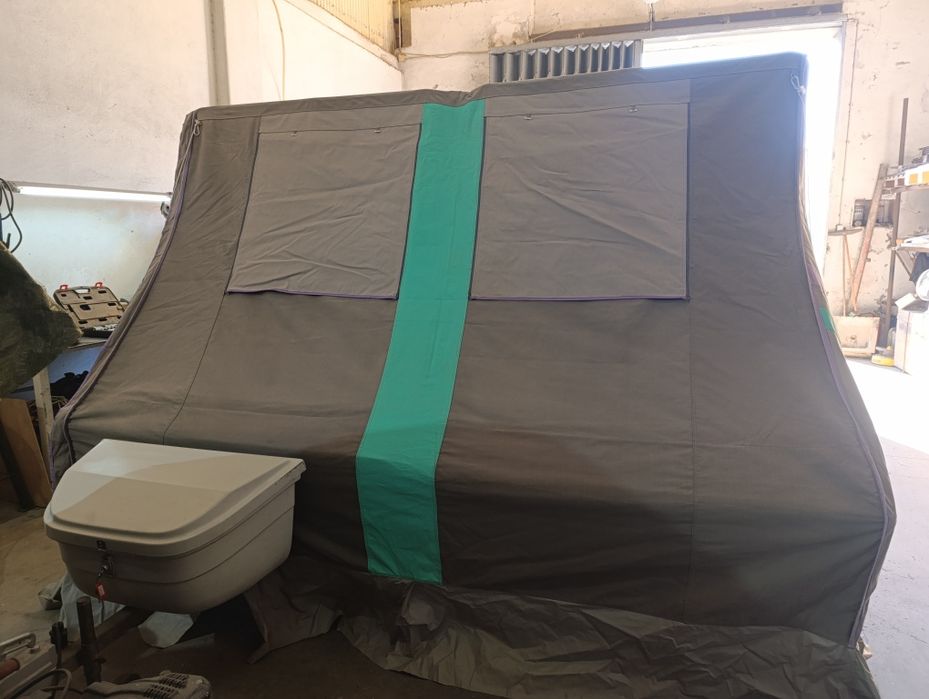 Auto tenda(atrelado tenda)