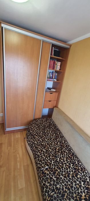 Продається 3-кімн квартира, з меблями та технікою