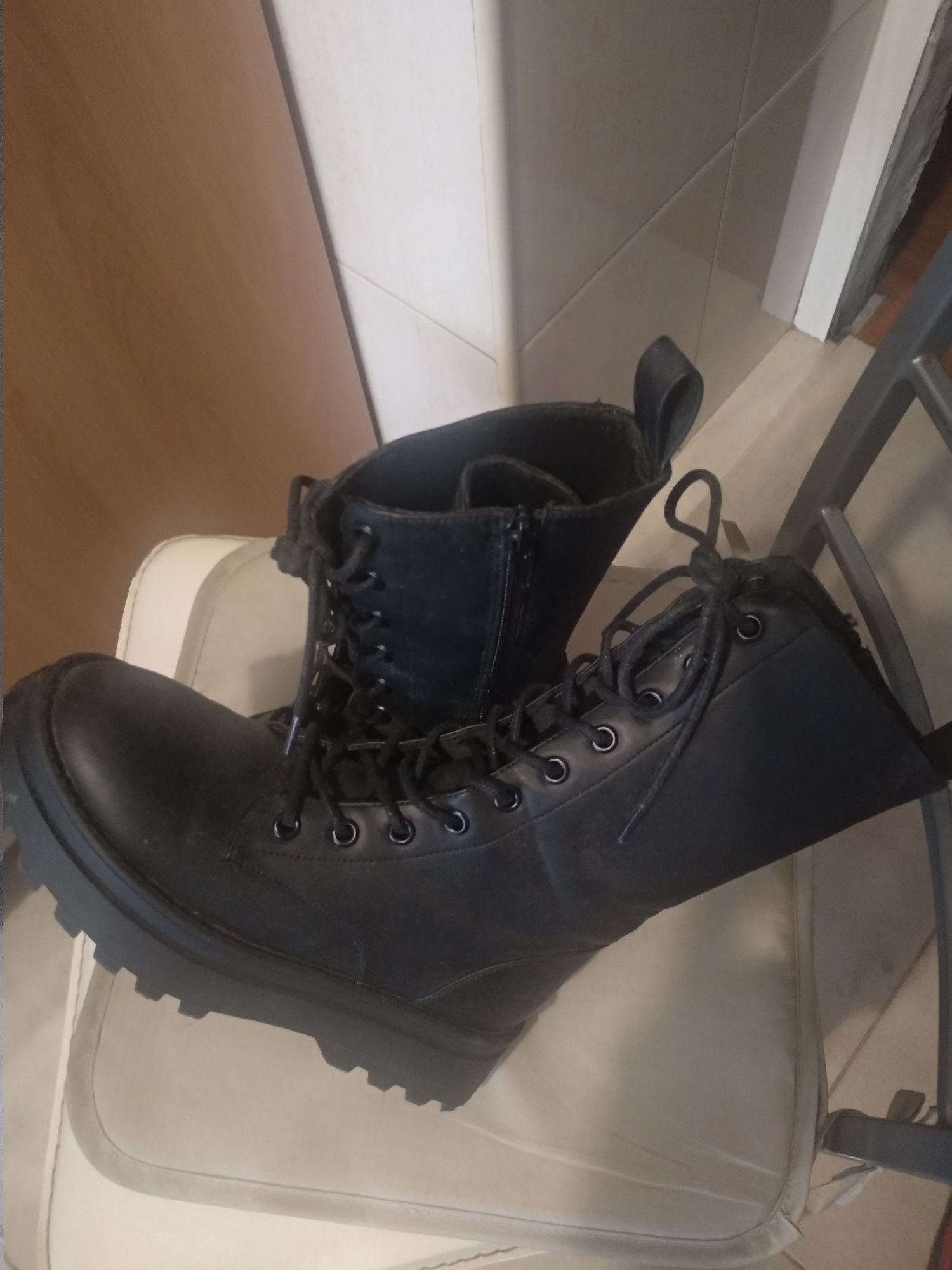 Botas estilo militar NOVAS