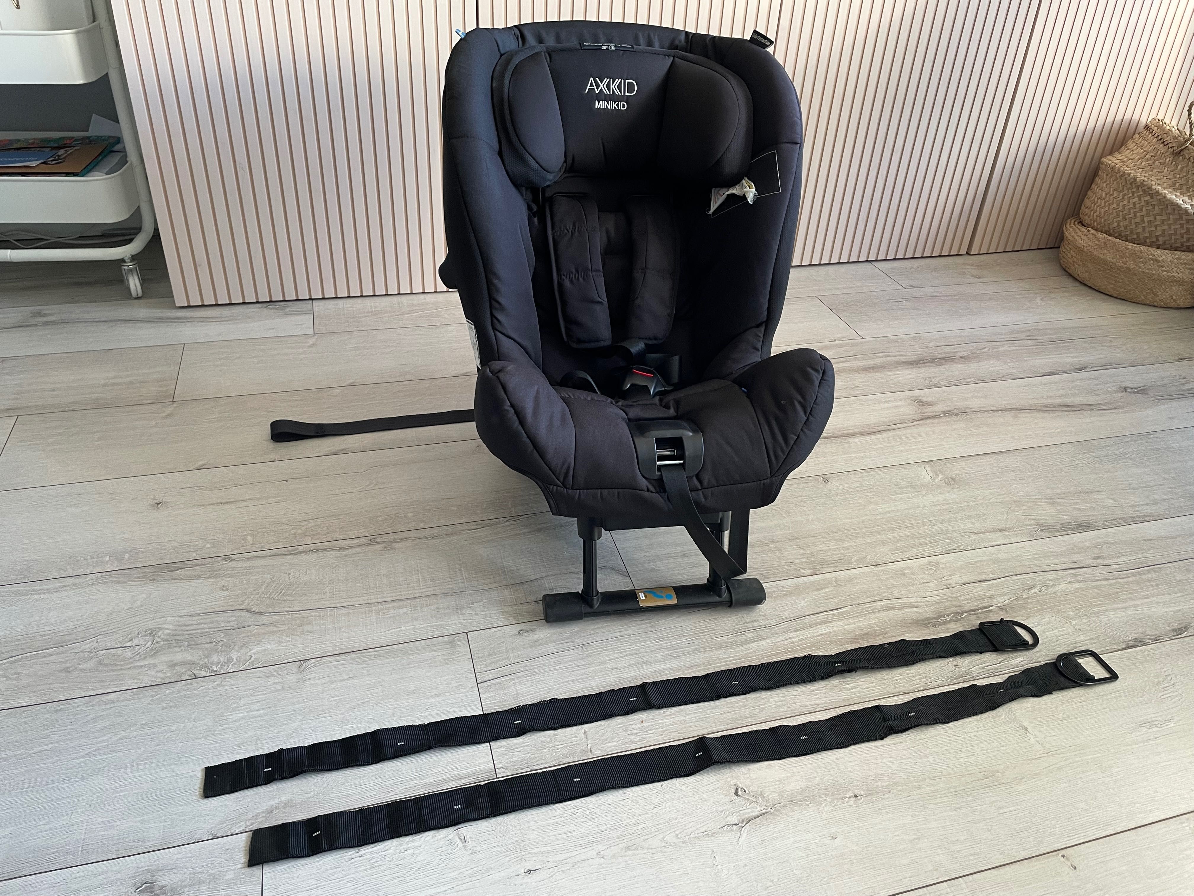 Fotelik samochodowy Axkid Minikid - bez isofix