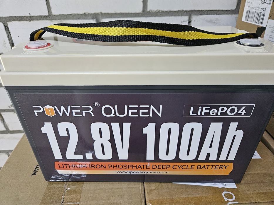 Аккумуляторы Power Queen LiFePO4 12V 100Ah BMS в наличии