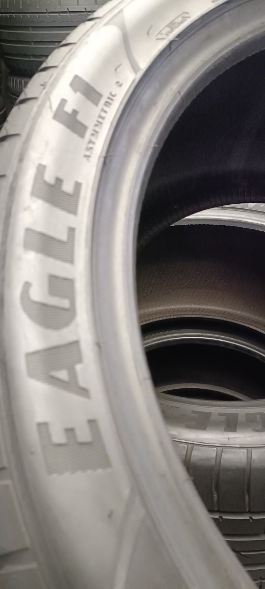 Pneus  285/35/19