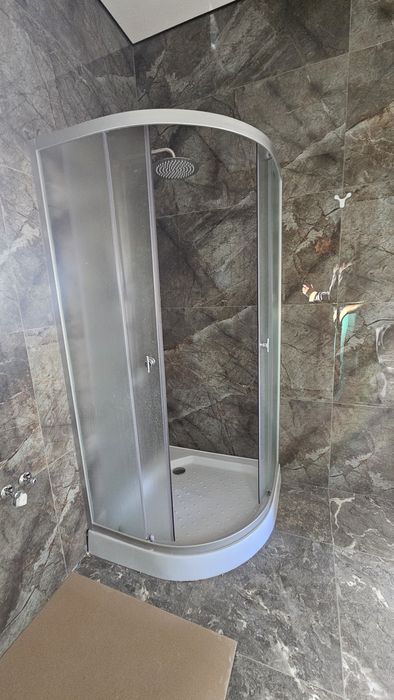 Продається душова кабіна стан майже новий