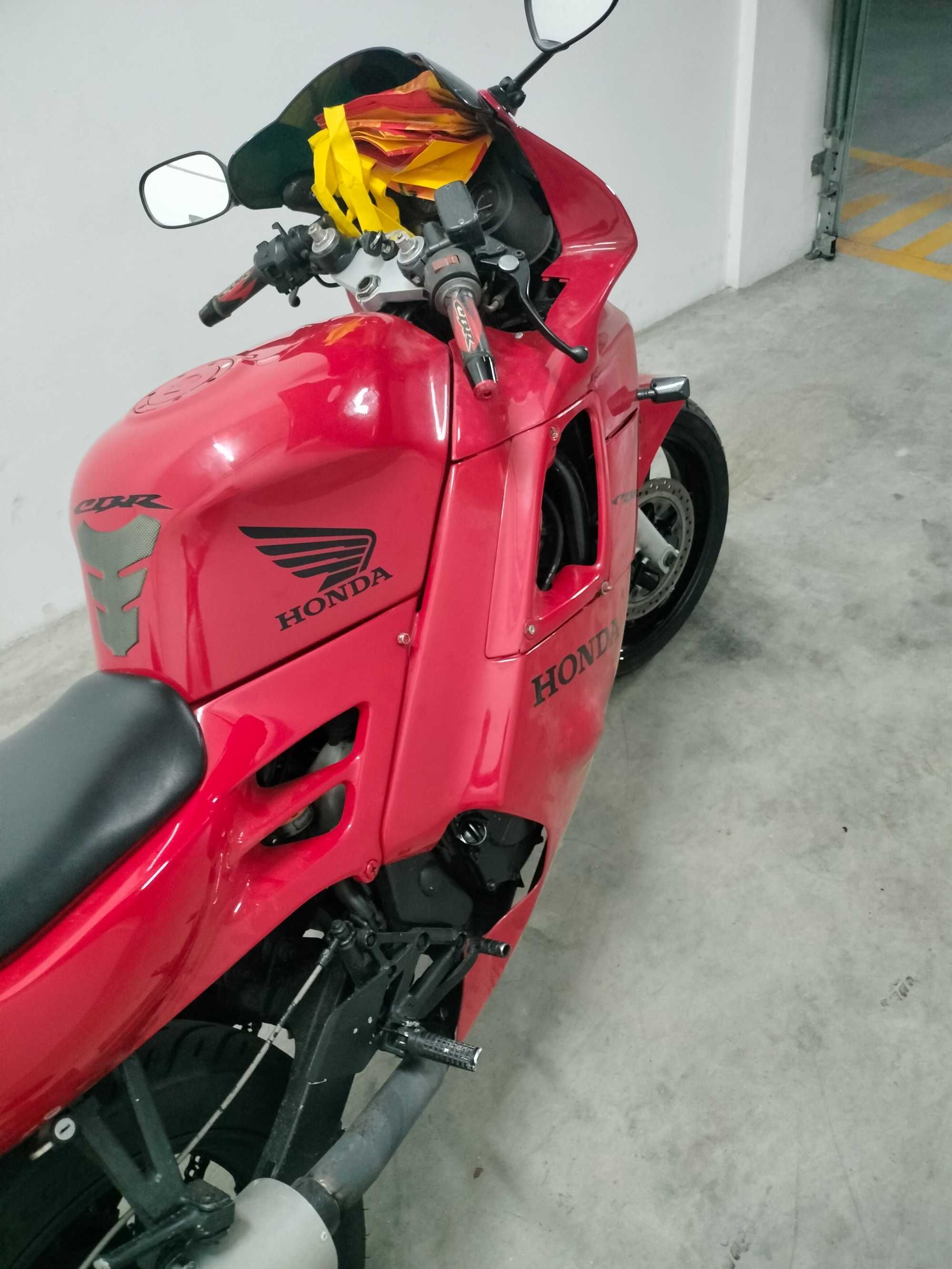 Linda Honda CBR 600 F