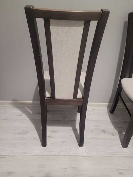 Krzesła do salonu