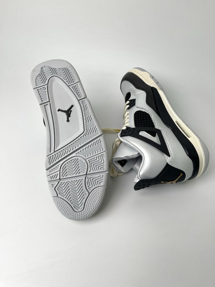 Оригинал Nike Air Jordan 4 Retro Platinum Gold GS (FZ8585 070) ретро