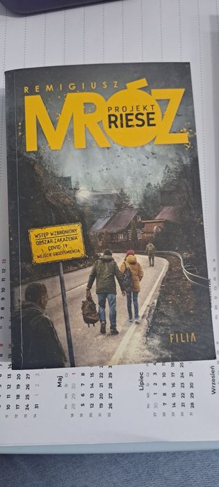 Remigiusz Mróz - projekt Riese
