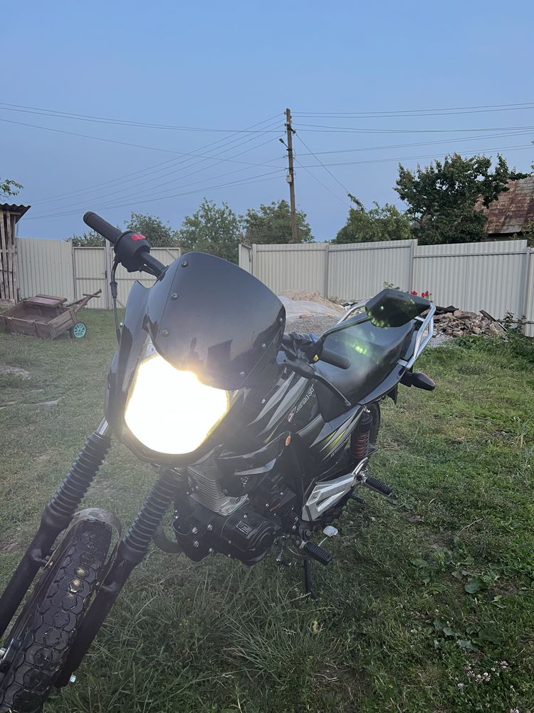 Spark 200r25i в хорошому стані