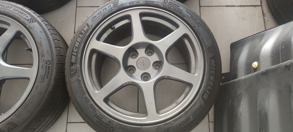Jantes Mitsubishi Evolution 8 Enkei 17"