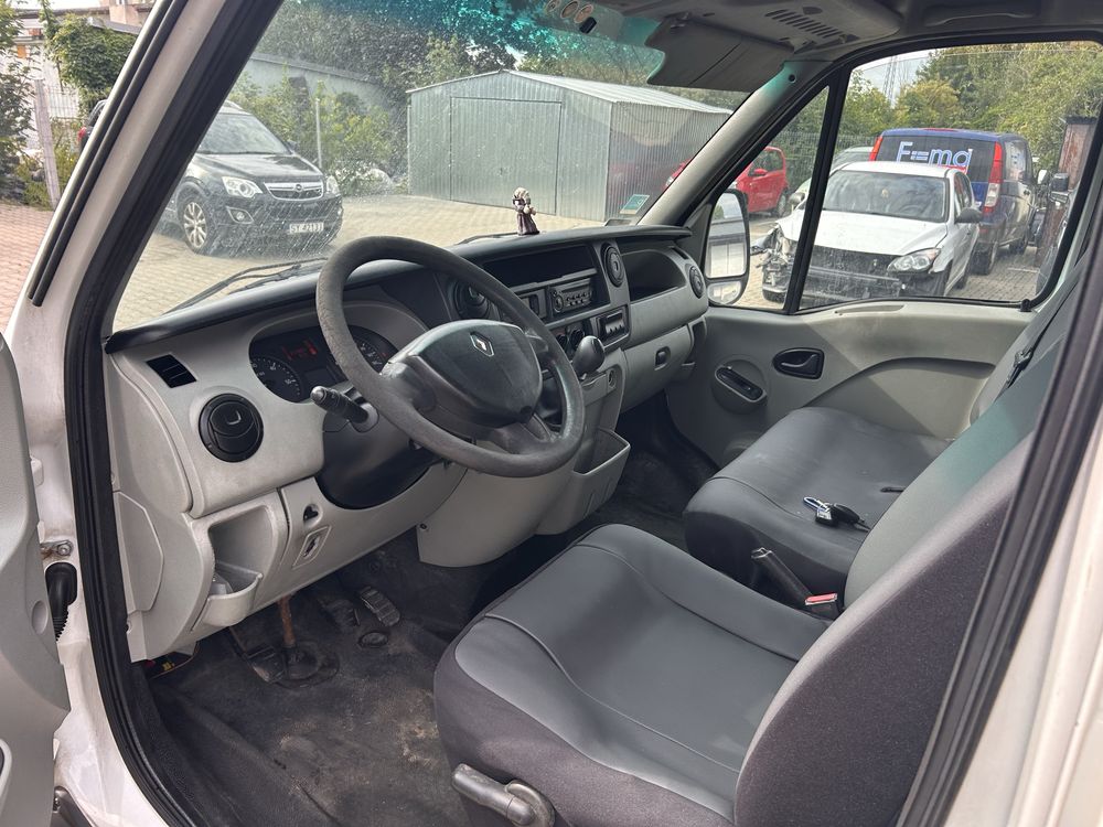 Sprzedam Renault Master 2.5 l2H2