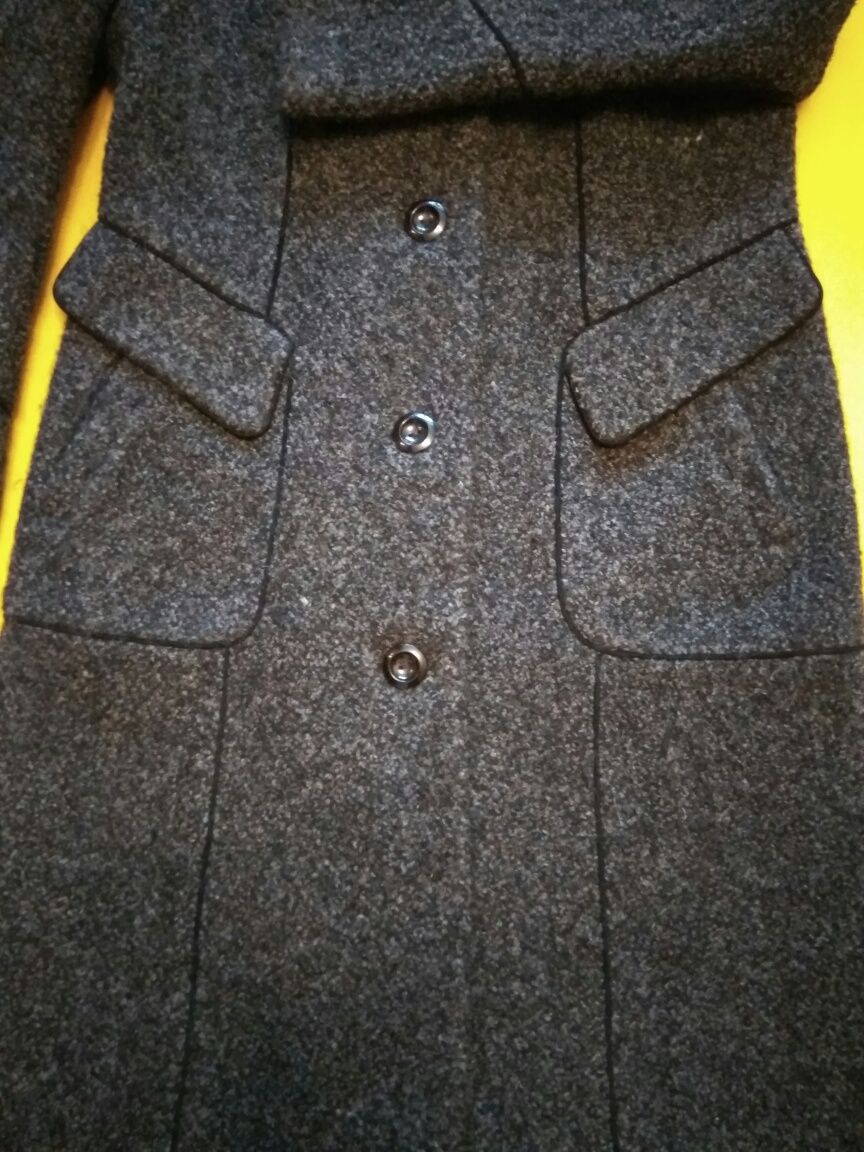 Новое демисезонное женское пальто 52-54 размер