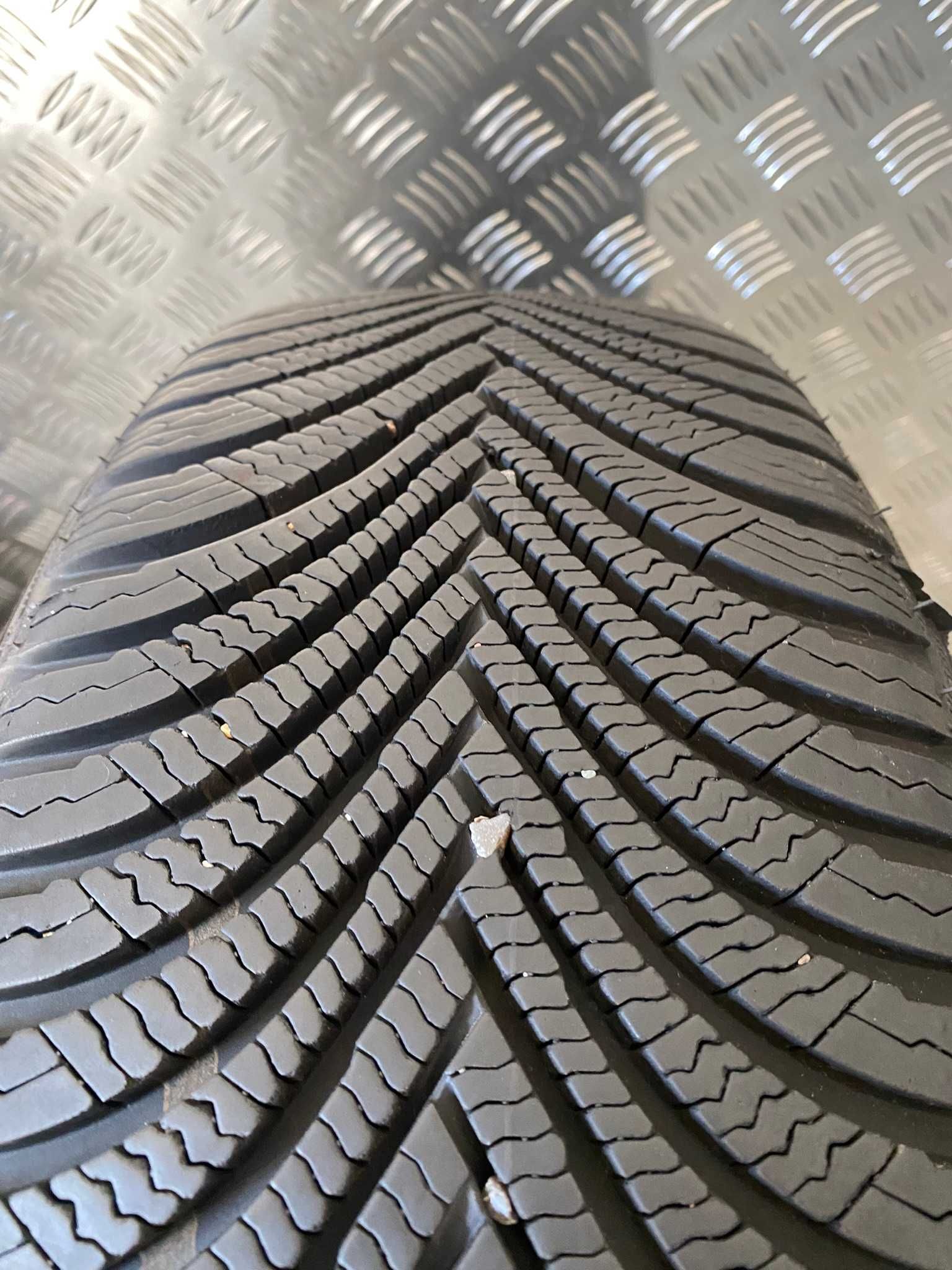 Koła Stalowe 7x17 ET42 5x108 Citroen C5 AirCross Michelin Adax Koźle