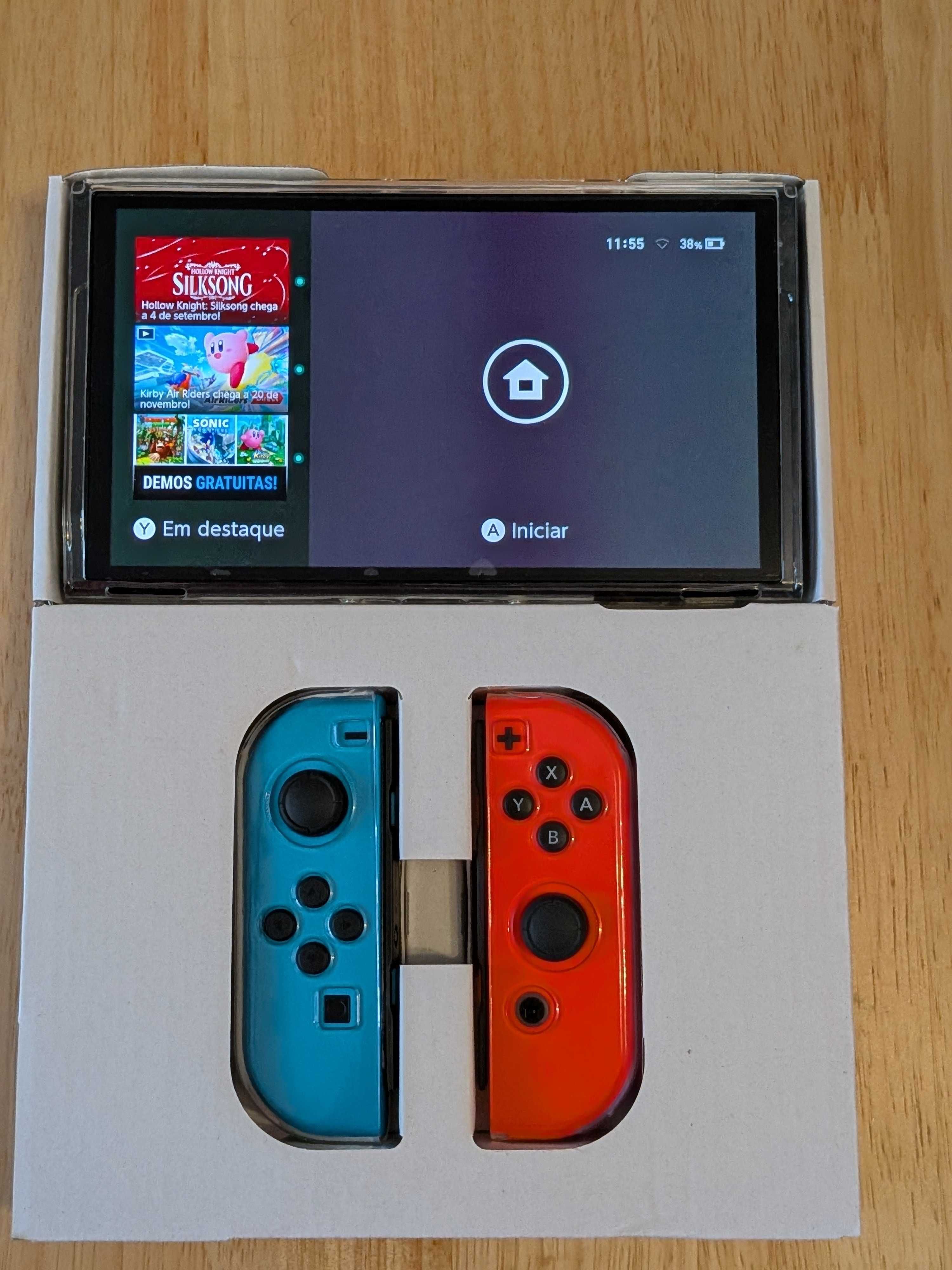 Nintendo Switch OLED – Como Nova | Com Caixa e Acessórios (Loures)