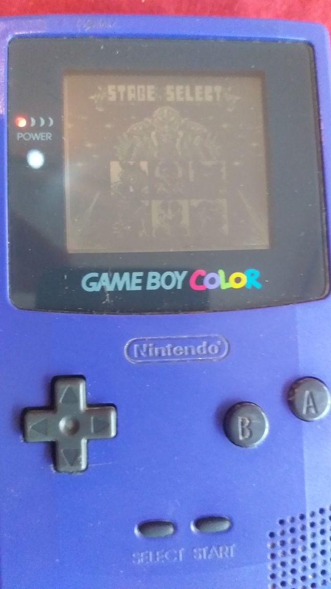 Gameboy color antigo