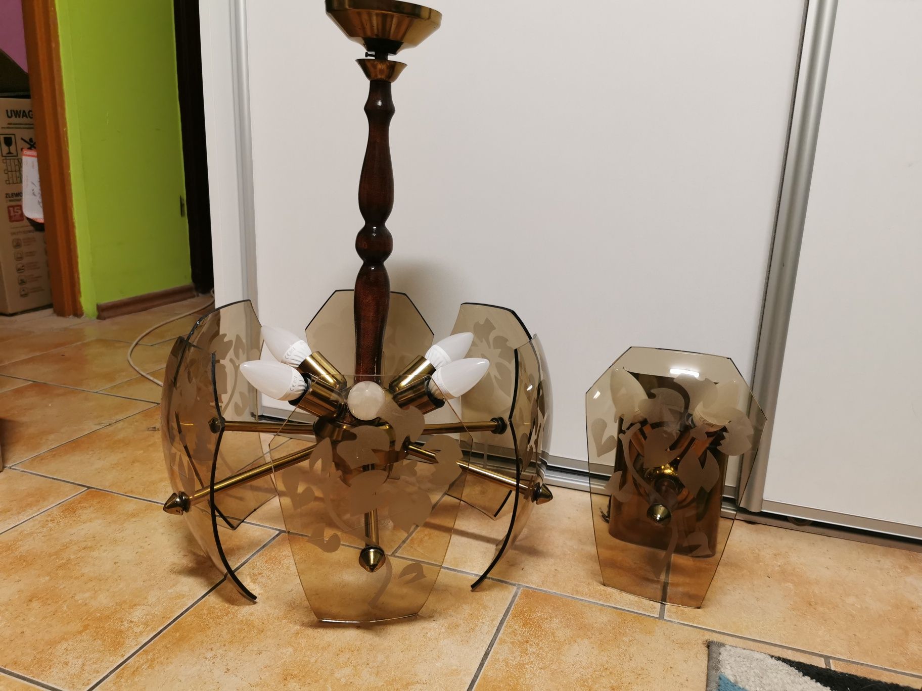 Żyrandol i kinkiet