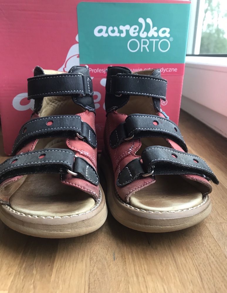 Buty ortopedyczne Aurelka Orto rozmiar 24 klin przyśrodkowy 7 mm