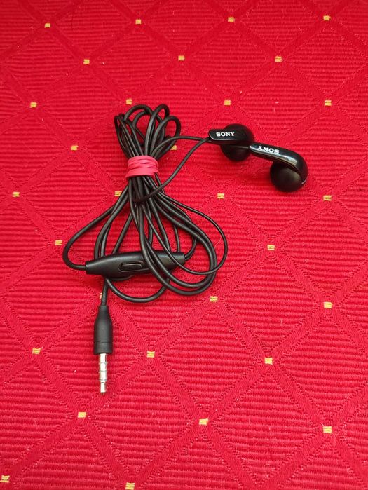 Słuchawki SONY Przewodowe z Pilotem Mikrofonem douszne do uszu