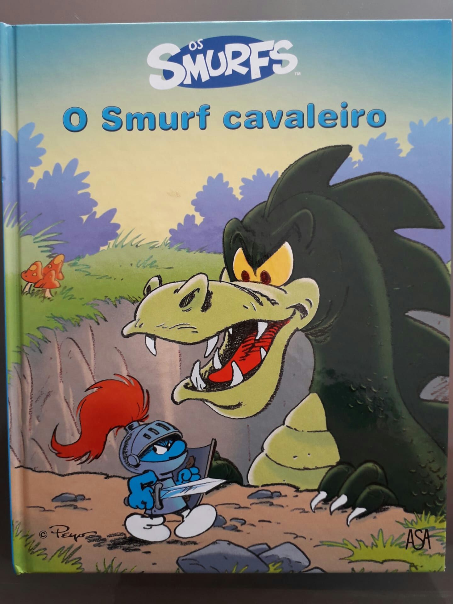 Livro " O Smurf Cavaleiro "
