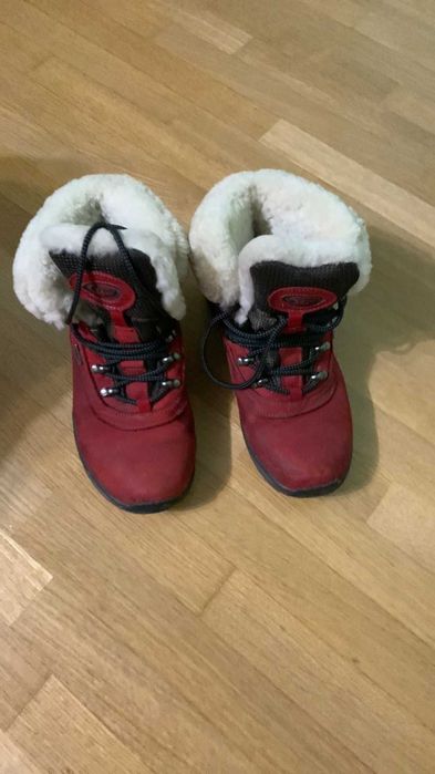 Зимові шкіряні черевики на цегейці б\у 38-39р!