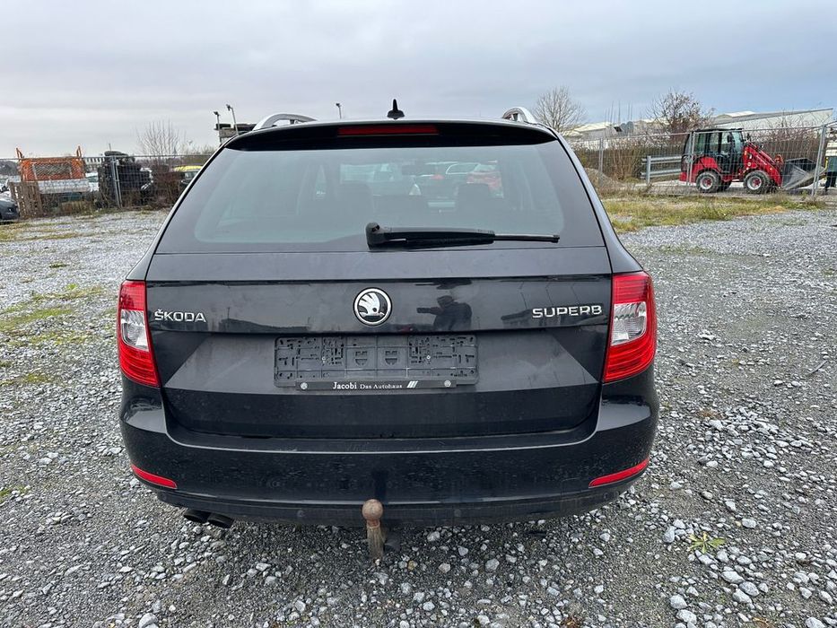 Бампер Skoda Superb 2015-2019 разборка шкода суперб запчастини